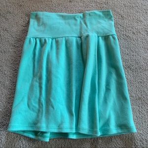 2 American apparel skirts